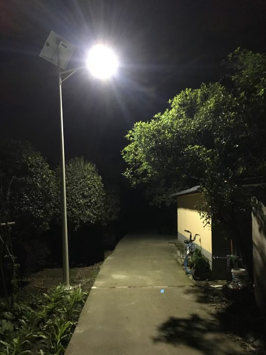 太阳能路灯